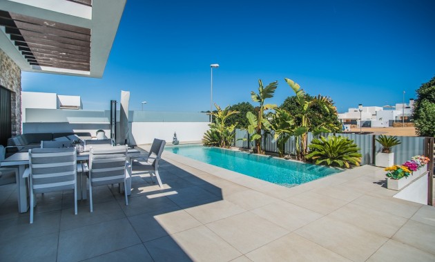 Sale - Villa -
ROJALES
