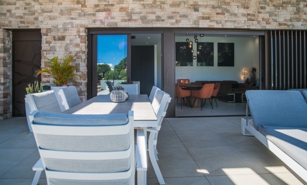 Sale - Villa -
ROJALES