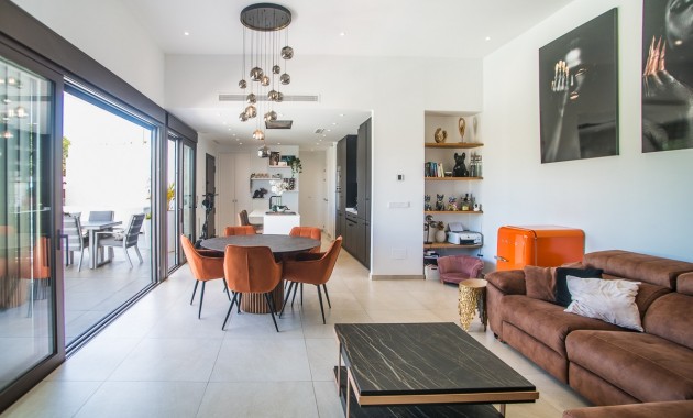 Sale - Villa -
ROJALES