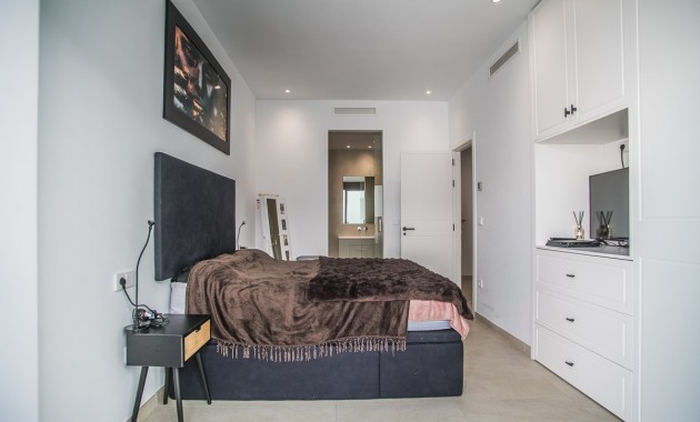 Sale - Villa -
ROJALES