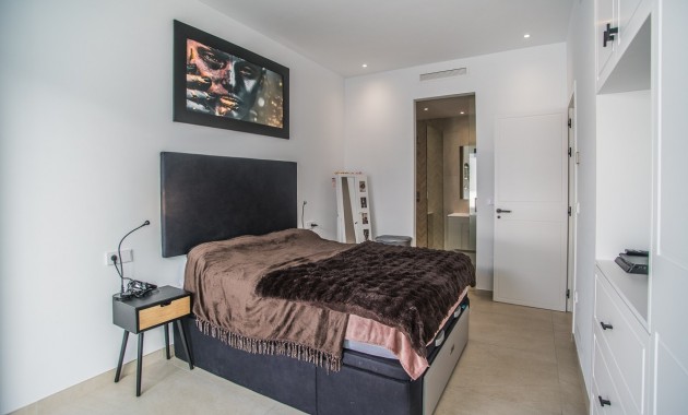 Sale - Villa -
ROJALES
