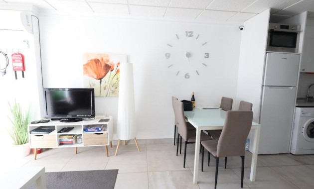 Sale - Bungalow -
Torrevieja - La Siesta - El Salado - Torreta