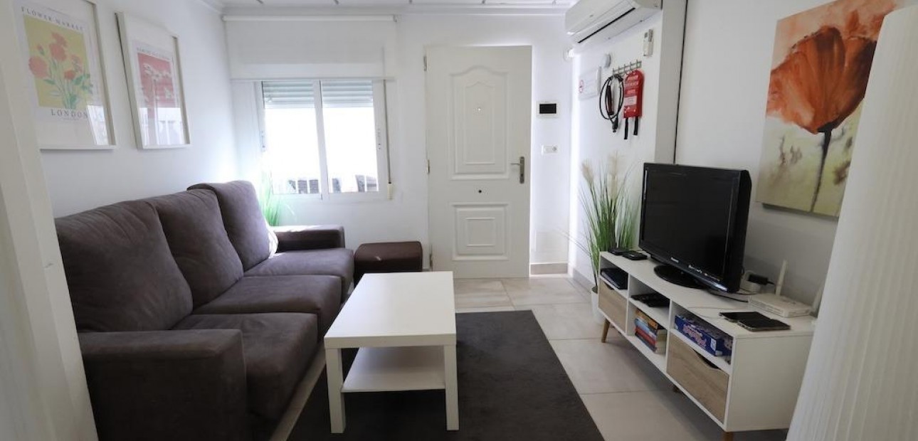 Sale - Bungalow -
Torrevieja - La Siesta - El Salado - Torreta