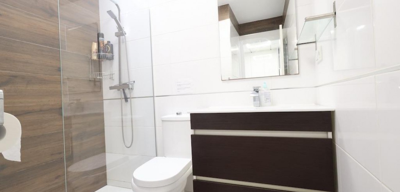Sale - Bungalow -
Torrevieja - La Siesta - El Salado - Torreta