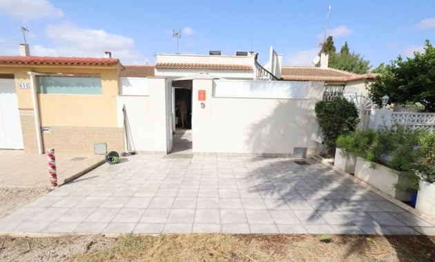 Sale - Bungalow -
Torrevieja - La Siesta - El Salado - Torreta