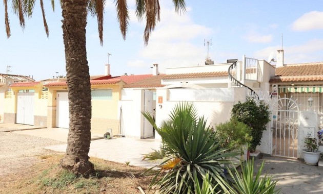 Sale - Bungalow -
Torrevieja - La Siesta - El Salado - Torreta