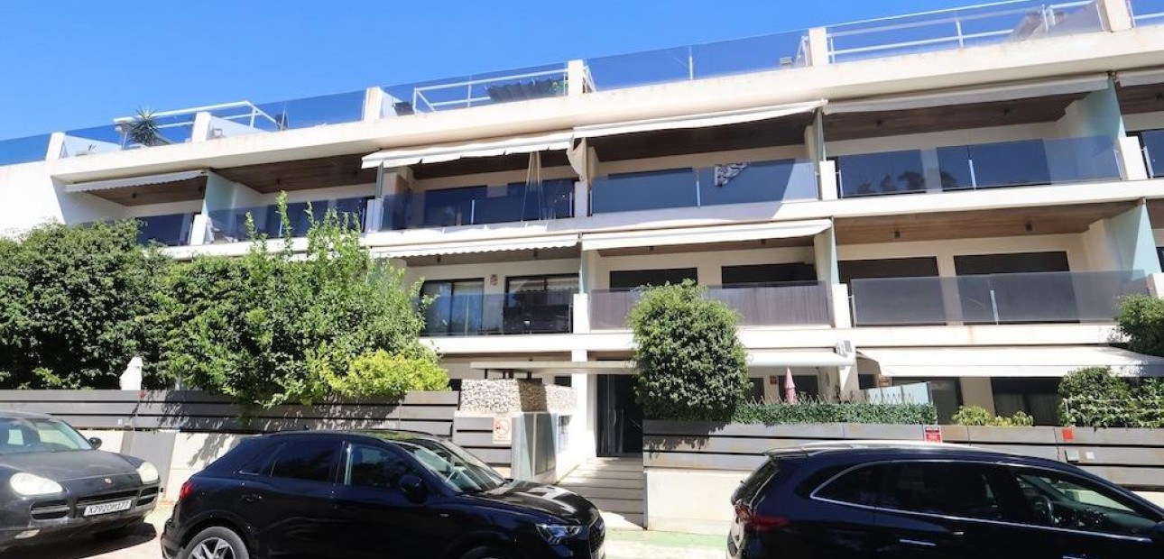 Sale - Apartment / flat -
Orihuela Costa - Campoamor