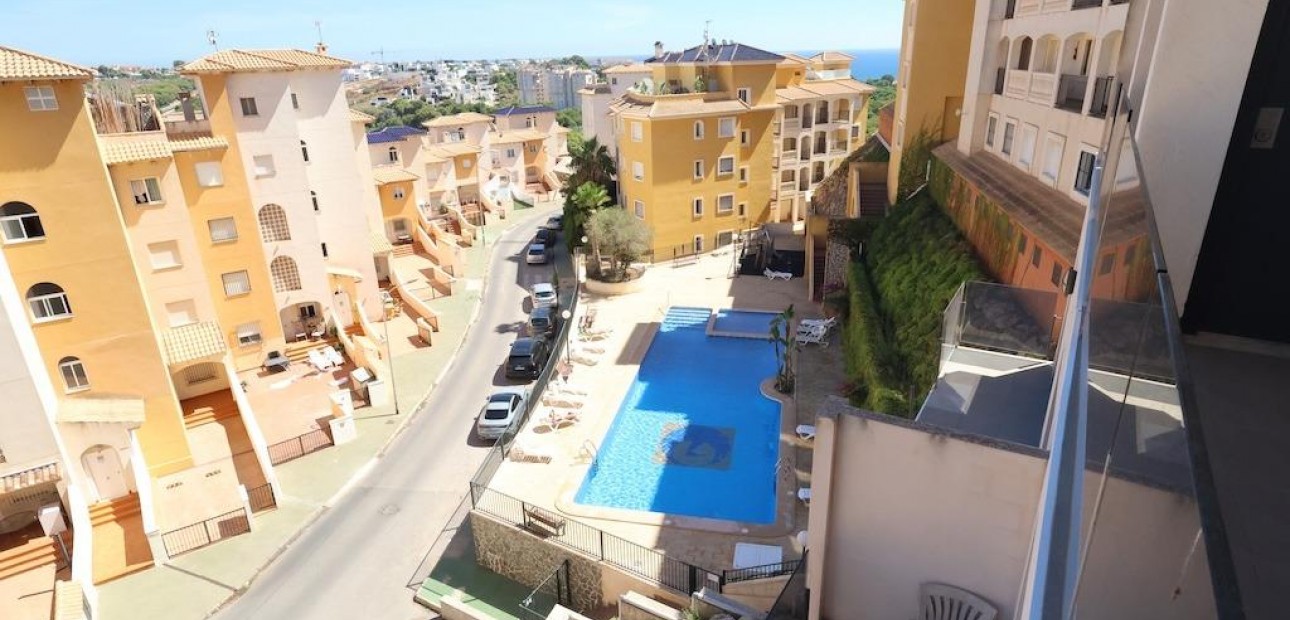 Sale - Apartment / flat -
Orihuela Costa - Campoamor