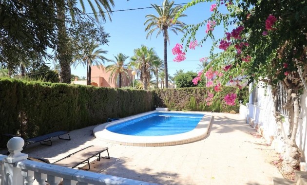 Sale - Villa -
Orihuela Costa - Cabo Roig