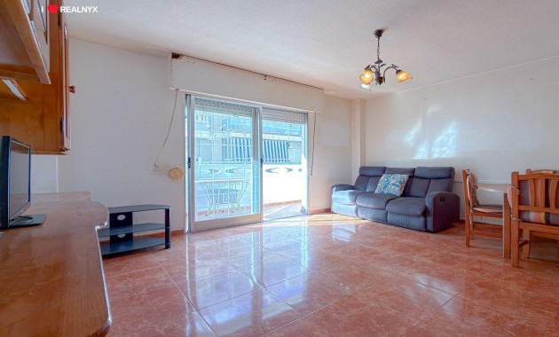 Sale - Apartment / flat -
Torrevieja - Estacion de autobuses