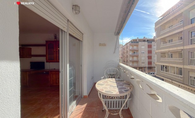 Sale - Apartment / flat -
Torrevieja - Estacion de autobuses