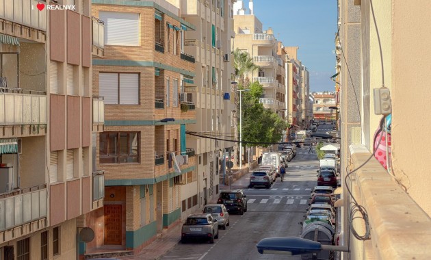 Sale - Apartment / flat -
Torrevieja - Estacion de autobuses