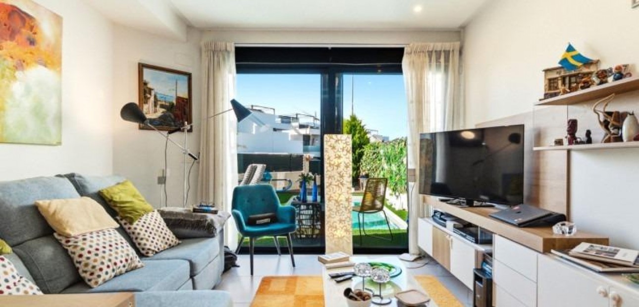 Sale - Villa -
Benijofar - Pueblo 4