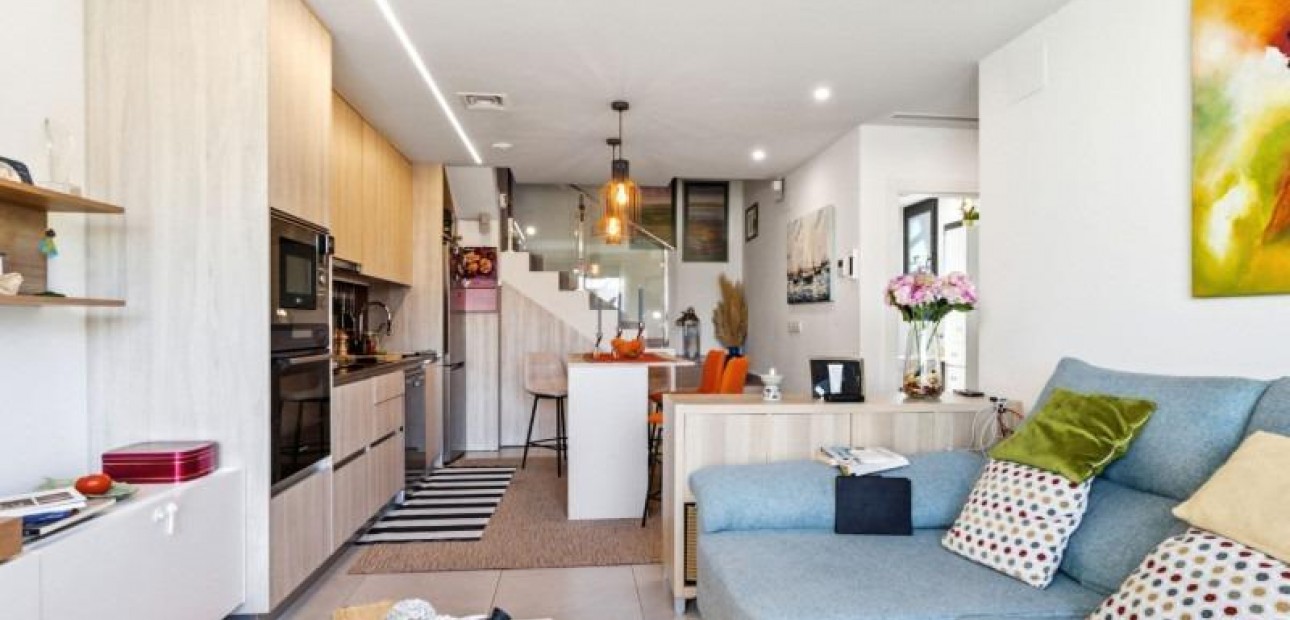 Sale - Villa -
Benijofar - Pueblo 4
