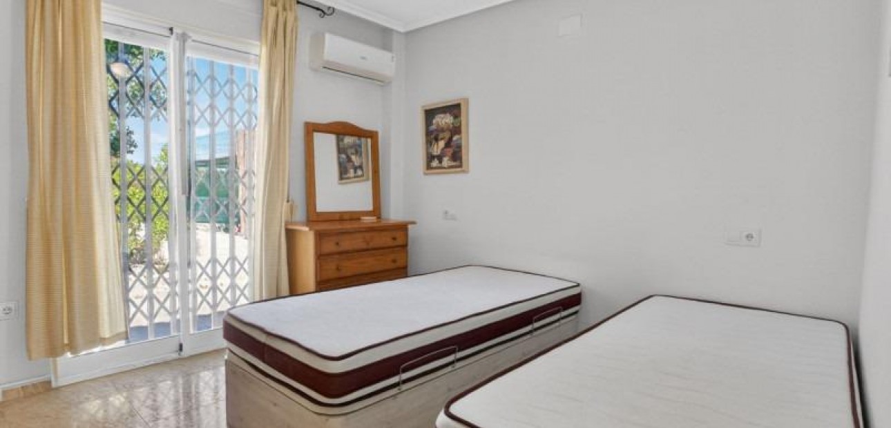 Sale - Duplex -
Orihuela Costa - La Chismosa