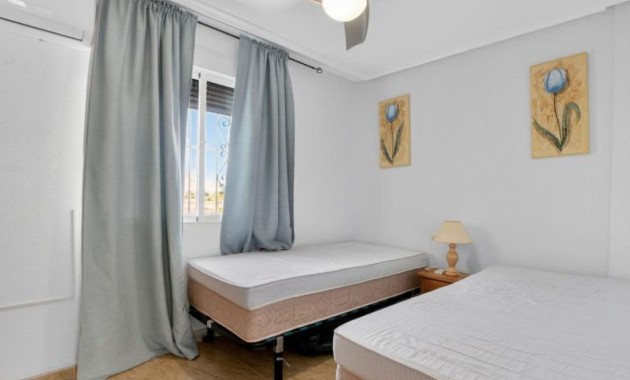 Sale - Duplex -
Orihuela Costa - La Chismosa