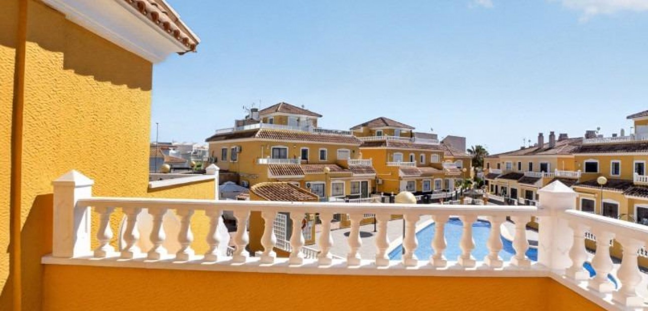 Sale - Duplex -
Orihuela Costa - La Chismosa