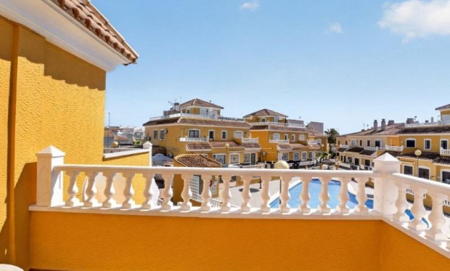 Sale - Duplex -
Orihuela Costa - La Chismosa