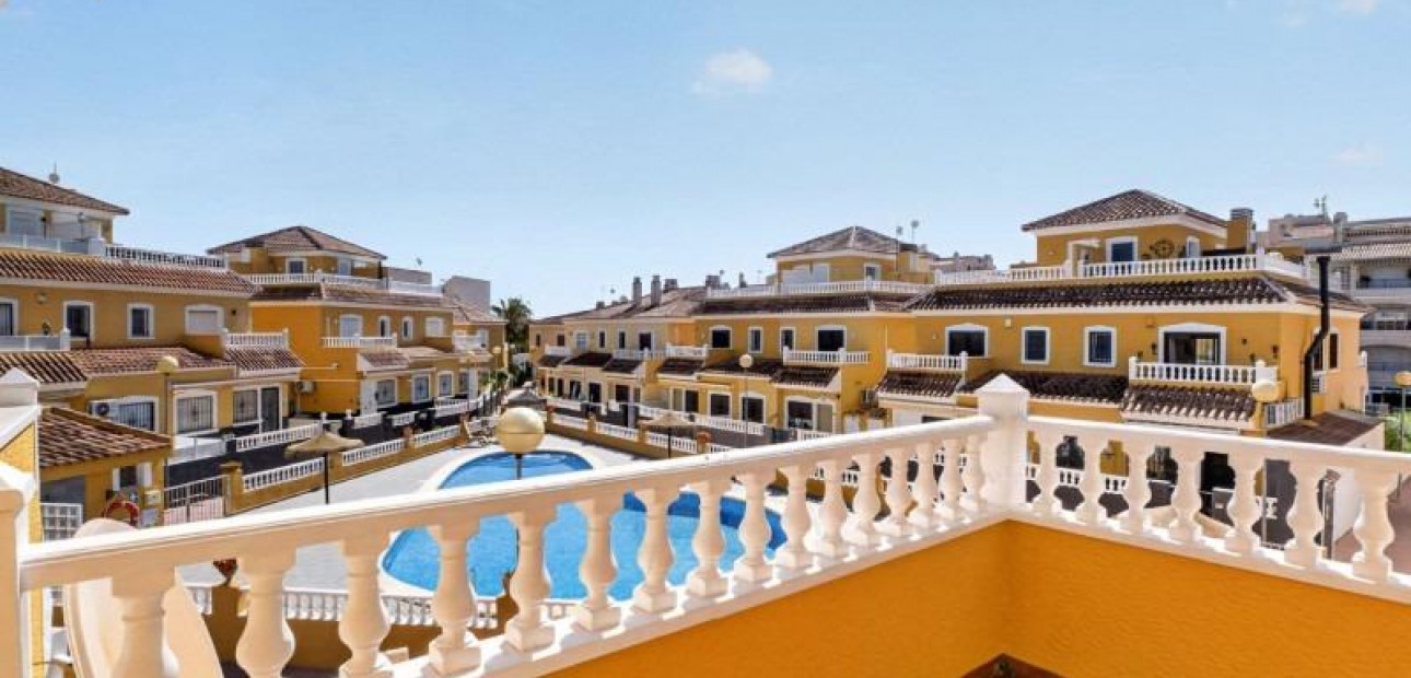 Sale - Duplex -
Orihuela Costa - La Chismosa