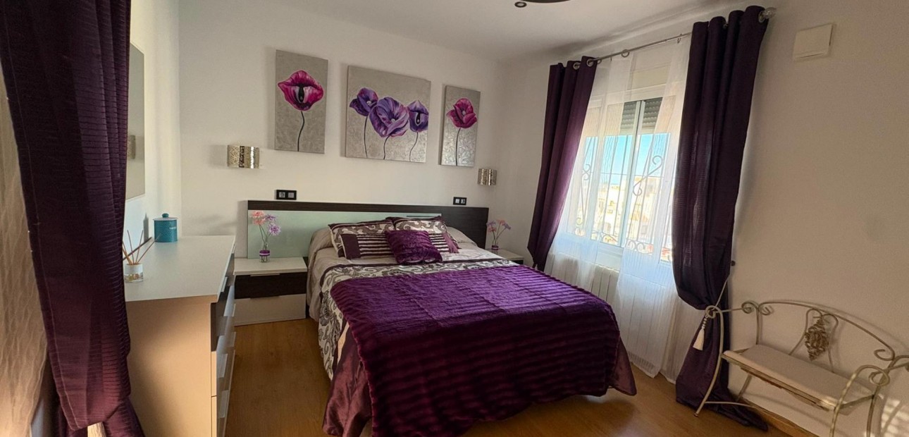 Sale - Apartment / flat -
Orihuela Costa - Los Altos
