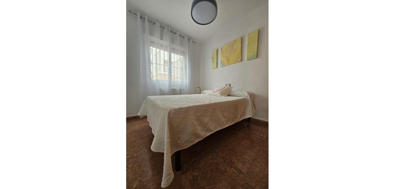 Sale - Apartment / flat -
Orihuela Costa - Los Altos