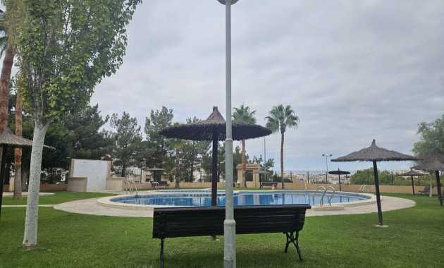 Sale - Apartment / flat -
Orihuela Costa - Los Altos