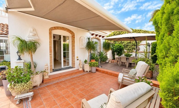 Sale - Detached Villa -
Orihuela Costa - Lomas de Cabo Roig