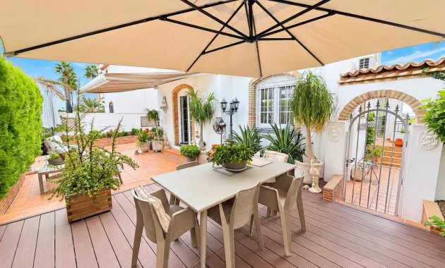 Sale - Detached Villa -
Orihuela Costa - Lomas de Cabo Roig