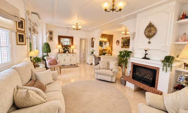 Sale - Detached Villa -
Orihuela Costa - Lomas de Cabo Roig