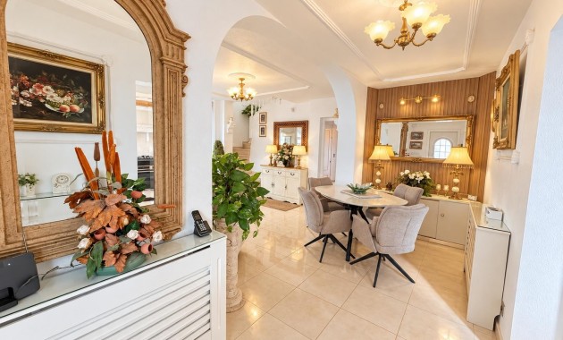 Sale - Detached Villa -
Orihuela Costa - Lomas de Cabo Roig