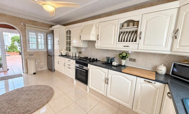 Sale - Detached Villa -
Orihuela Costa - Lomas de Cabo Roig