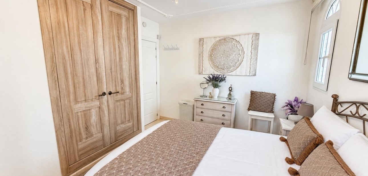 Sale - Detached Villa -
Orihuela Costa - Lomas de Cabo Roig