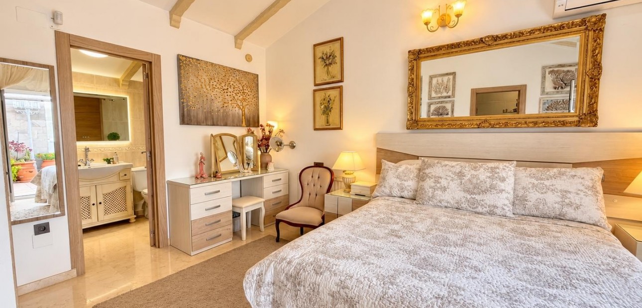 Sale - Detached Villa -
Orihuela Costa - Lomas de Cabo Roig