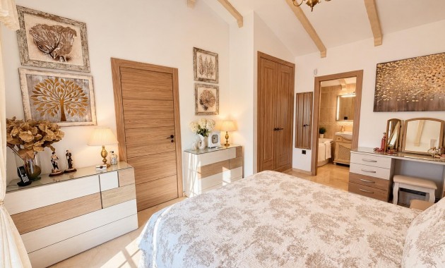 Sale - Detached Villa -
Orihuela Costa - Lomas de Cabo Roig