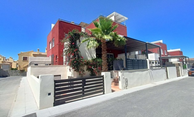 Sale - Quad Villa -
Algorfa - La Finca Golf Resort