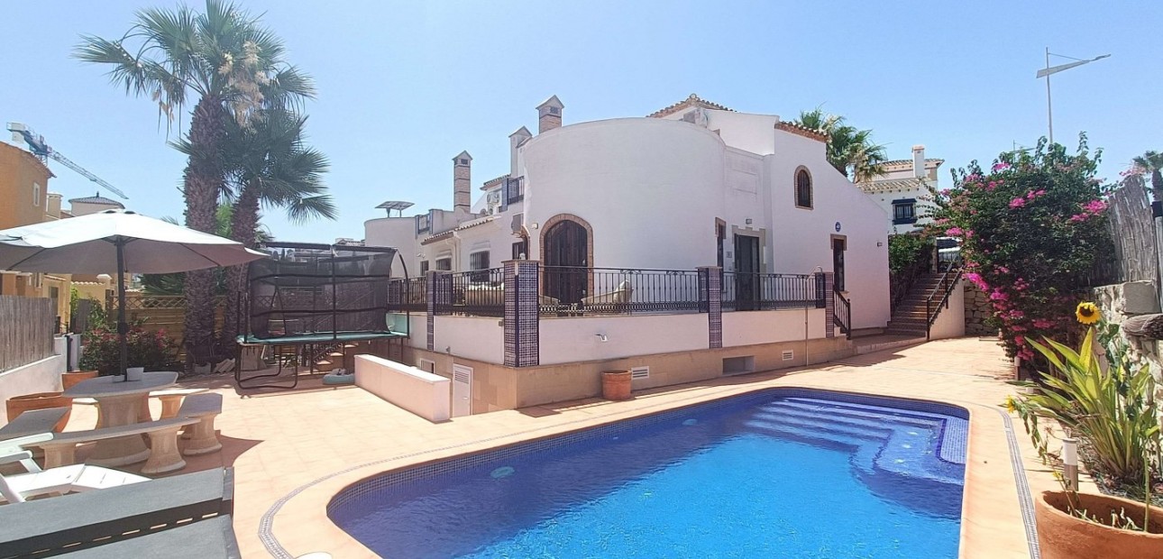 Sale - Semi Detached Villa -
Algorfa - La Finca Golf Resort