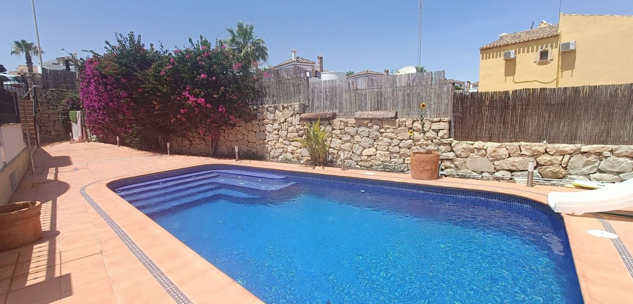 Sale - Semi Detached Villa -
Algorfa - La Finca Golf Resort