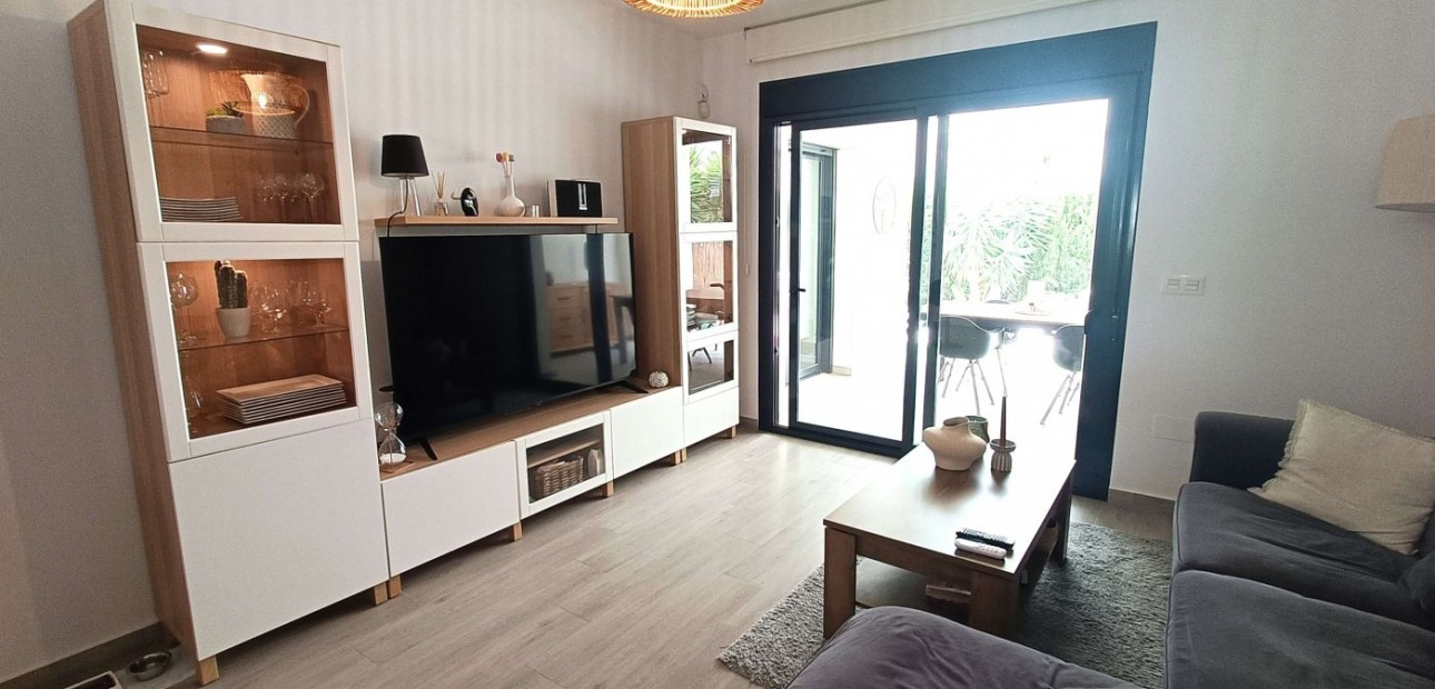 Sale - Apartment / flat -
San Miguel de Salinas - Las Comunicaciones