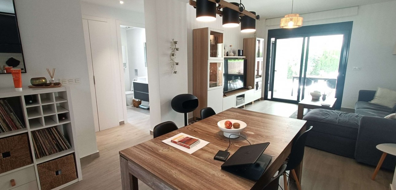 Sale - Apartment / flat -
San Miguel de Salinas - Las Comunicaciones