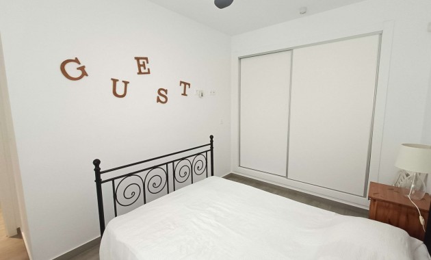 Sale - Apartment / flat -
San Miguel de Salinas - Las Comunicaciones