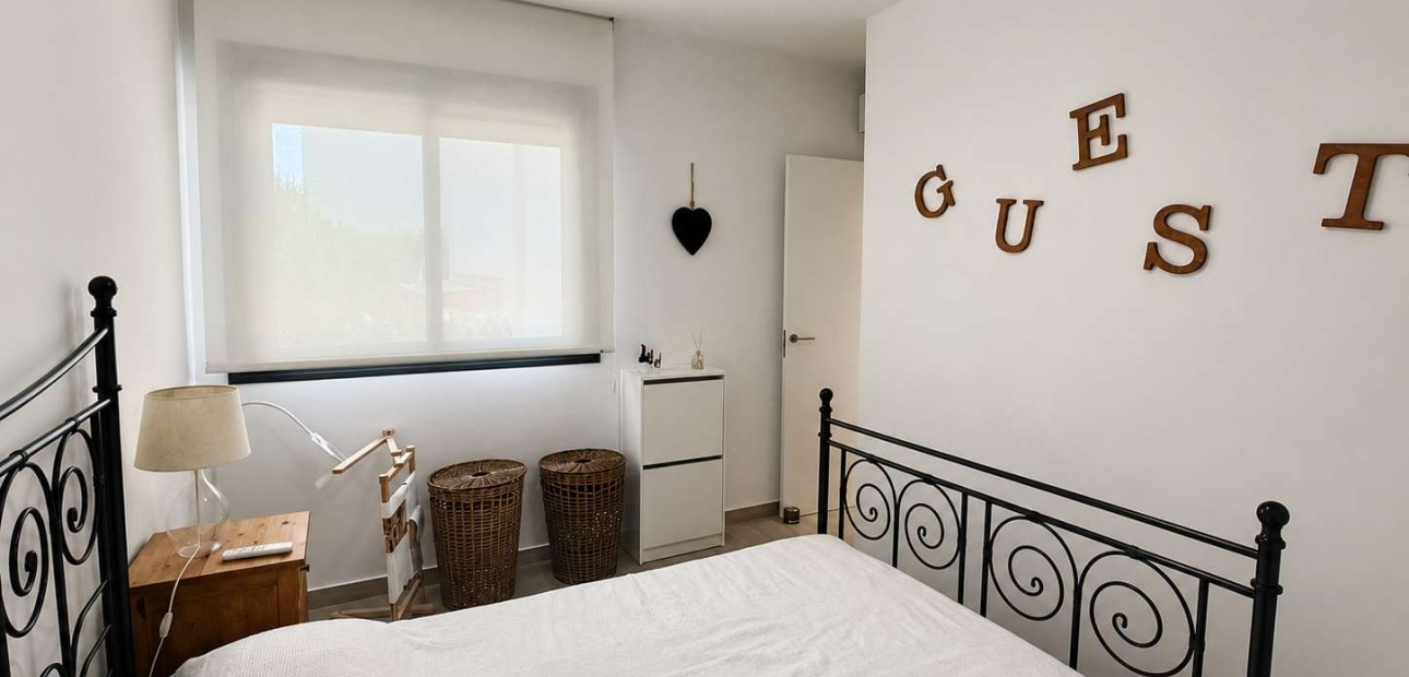 Sale - Apartment / flat -
San Miguel de Salinas - Las Comunicaciones