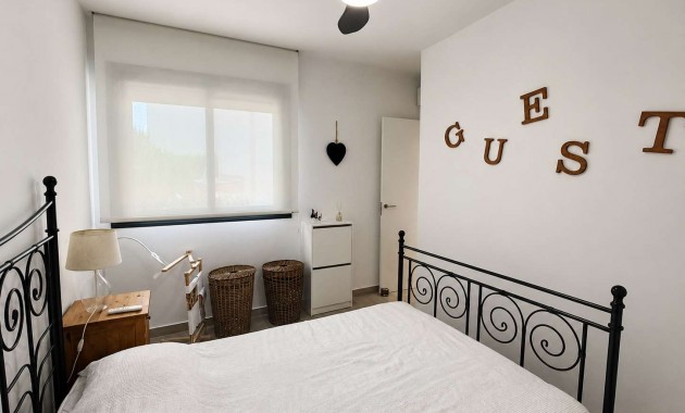 Sale - Apartment / flat -
San Miguel de Salinas - Las Comunicaciones