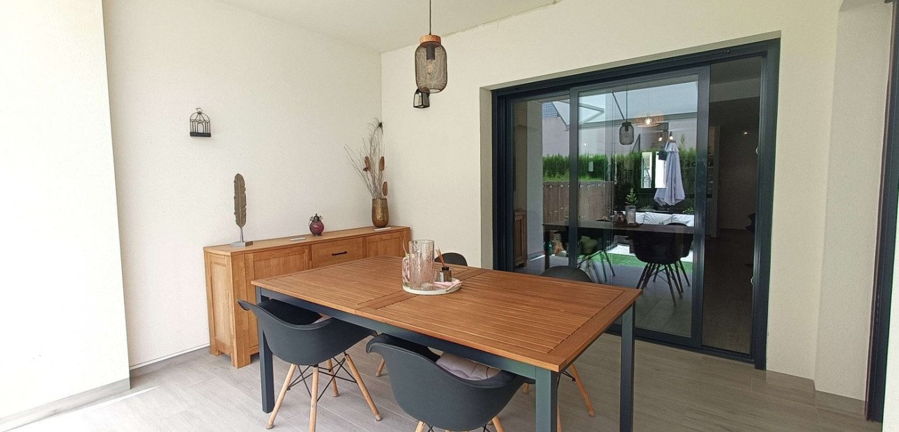 Sale - Apartment / flat -
San Miguel de Salinas - Las Comunicaciones