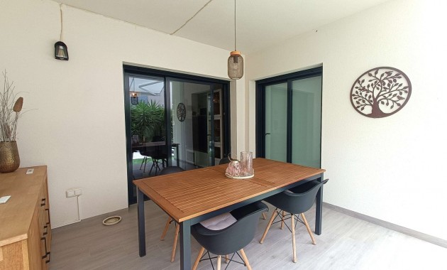 Sale - Apartment / flat -
San Miguel de Salinas - Las Comunicaciones