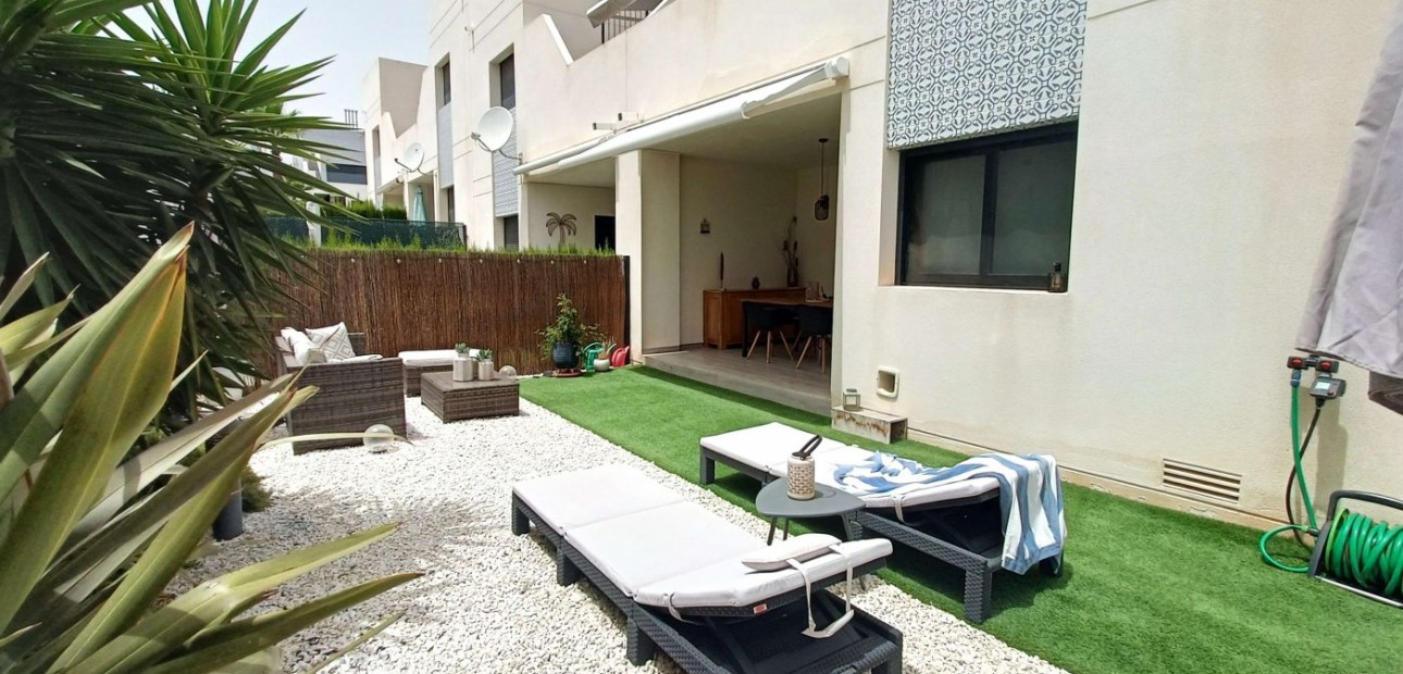 Sale - Apartment / flat -
San Miguel de Salinas - Las Comunicaciones