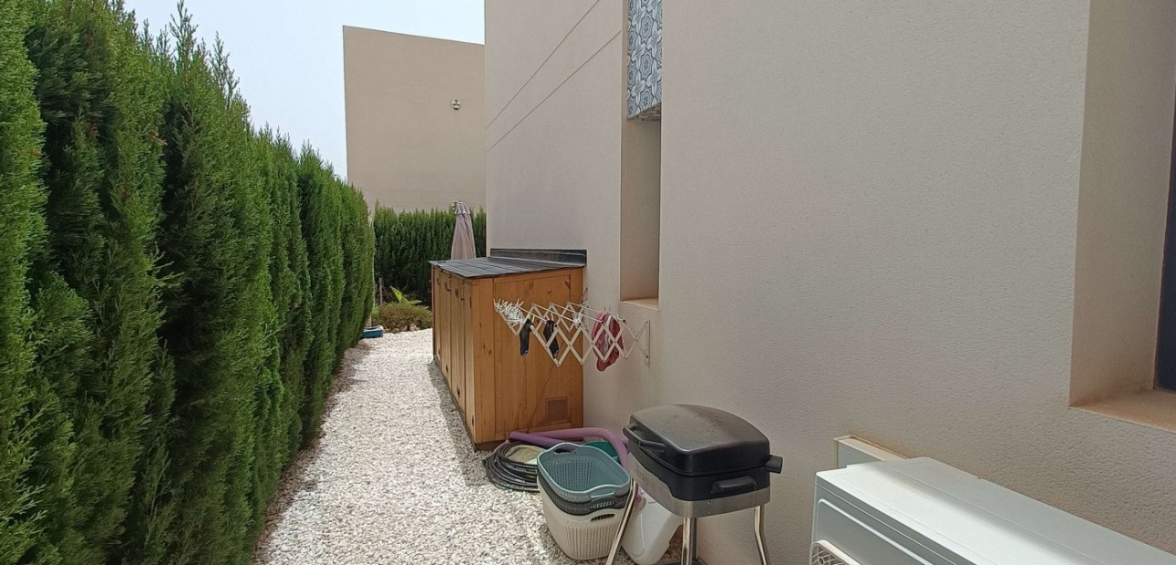 Sale - Apartment / flat -
San Miguel de Salinas - Las Comunicaciones