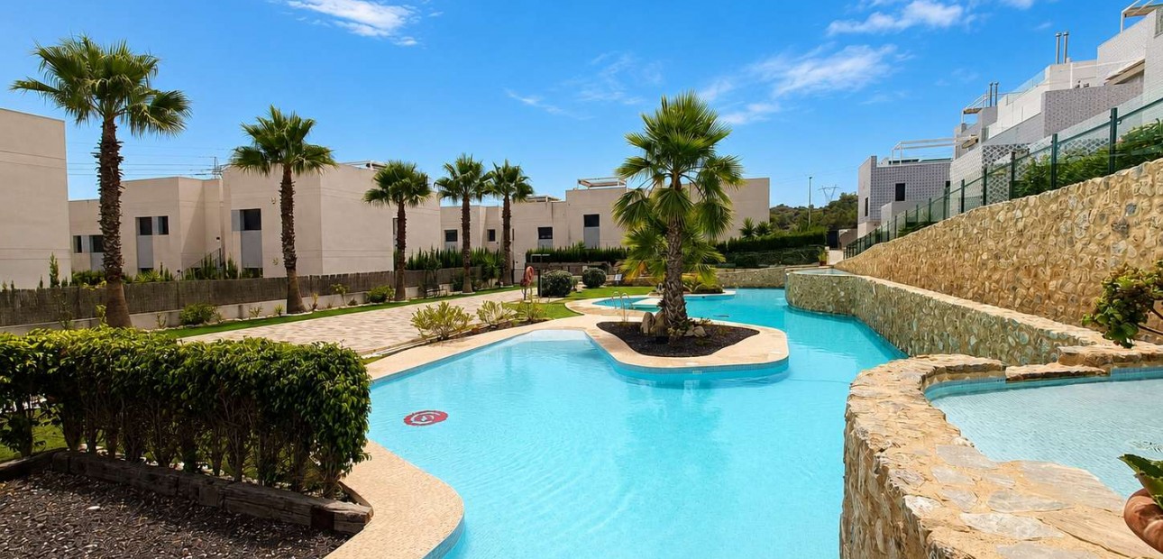 Sale - Apartment / flat -
San Miguel de Salinas - Las Comunicaciones