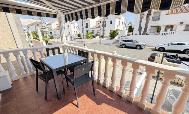 Sale - Detached Villa -
Orihuela Costa - Villamartin
