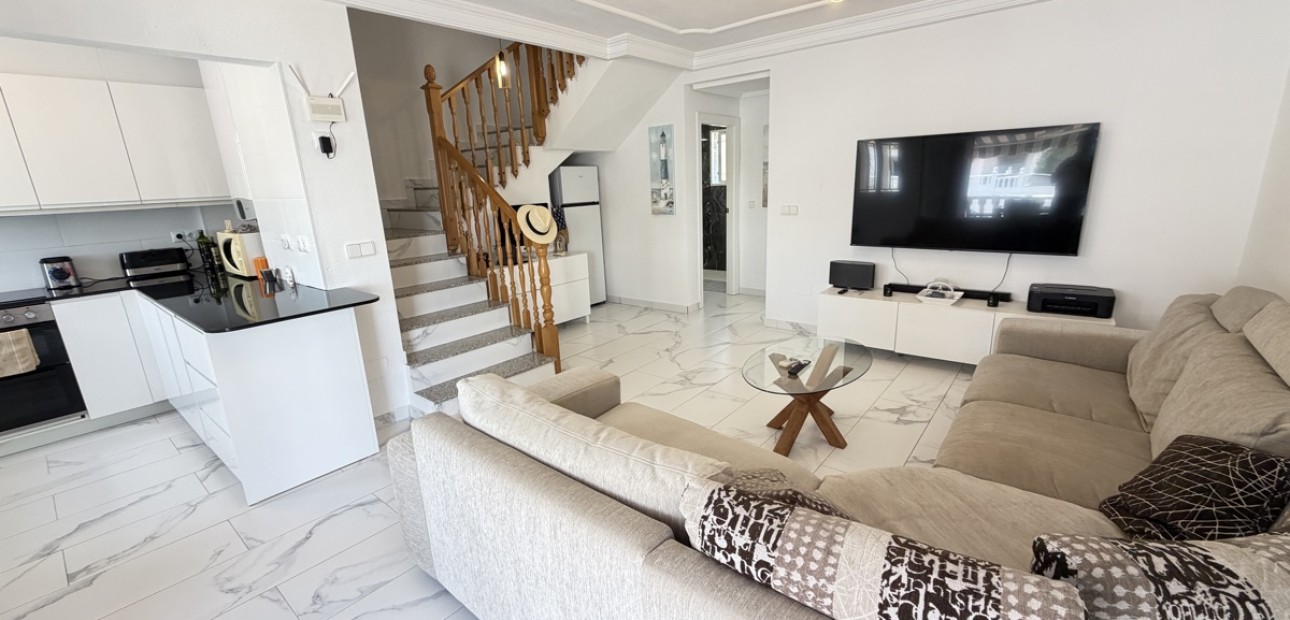 Sale - Detached Villa -
Orihuela Costa - Villamartin
