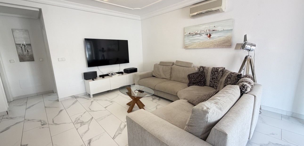 Sale - Detached Villa -
Orihuela Costa - Villamartin